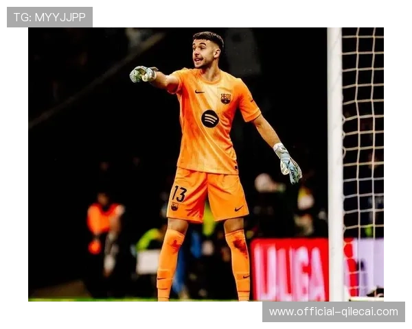 巴萨门将加西亚神扑合集，西班牙人德比零封当选MVP